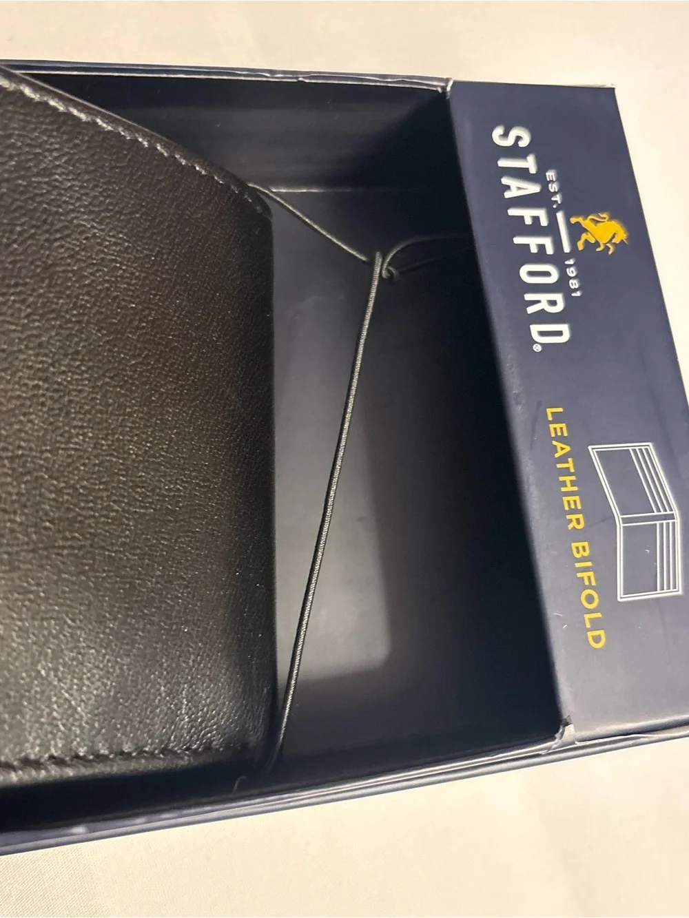 Stafford Black Leather Bifold Bilfold Wallet